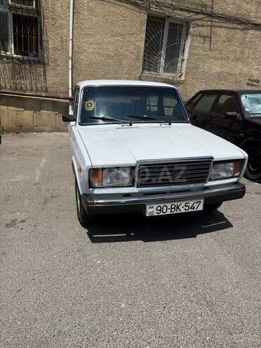 LADA (VAZ) 2107-1