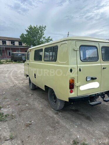 UAZ 2206-2