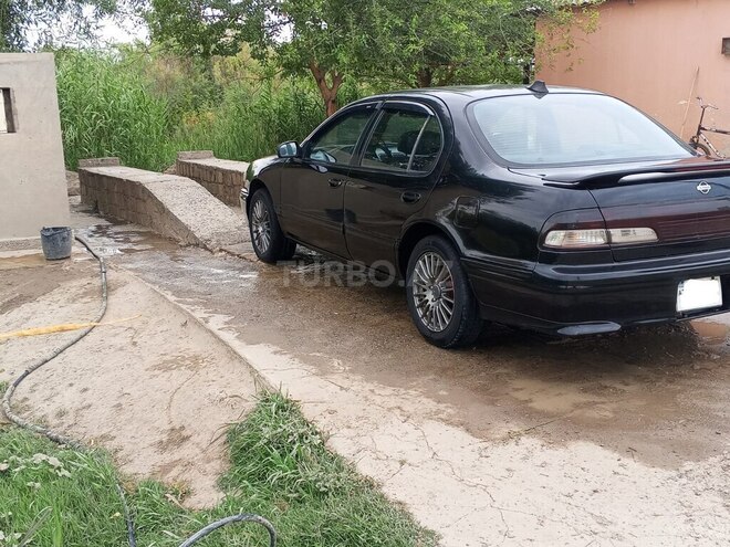 Nissan Maxima-4