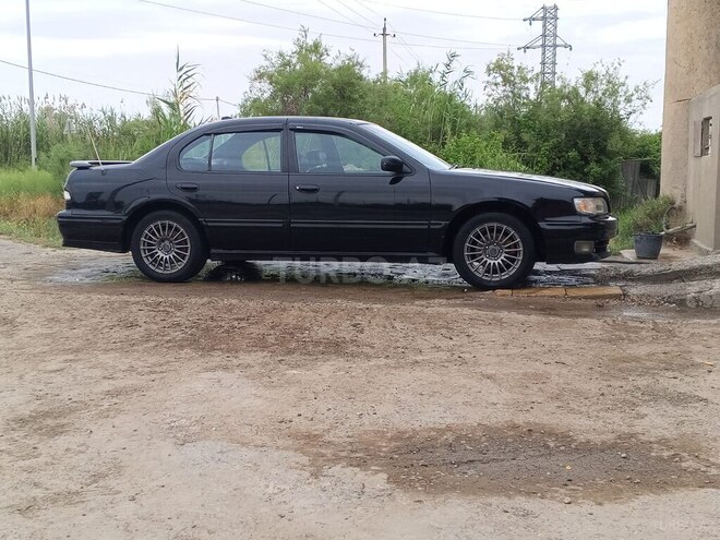 Nissan Maxima-10