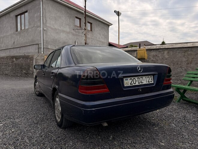 Mercedes C 180-4