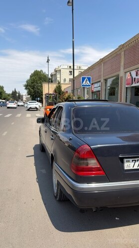 Mercedes C 180-9