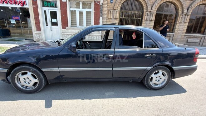 Mercedes C 180-7
