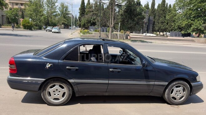 Mercedes C 180-6
