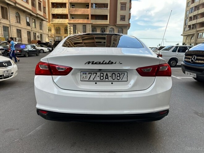 Chevrolet Malibu-2