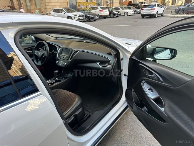 Chevrolet Malibu-10