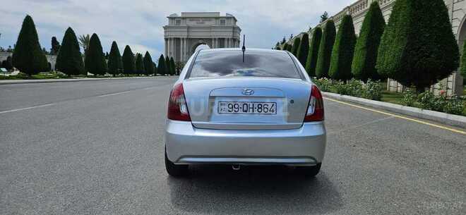 Hyundai Accent-6
