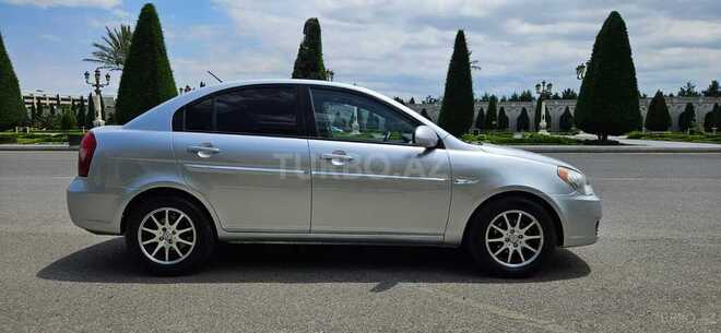 Hyundai Accent-3