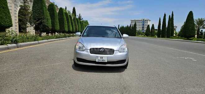 Hyundai Accent-1