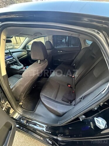 Honda Insight-13