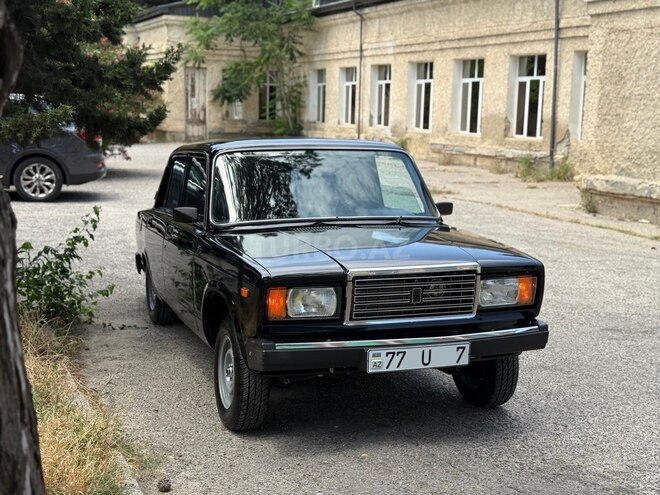 LADA (VAZ) 2107-8