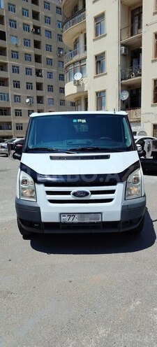 Ford Transit-1