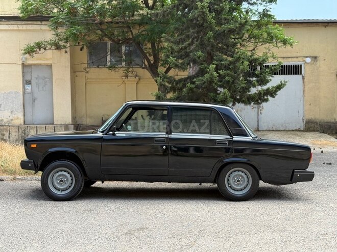 LADA (VAZ) 2107-3