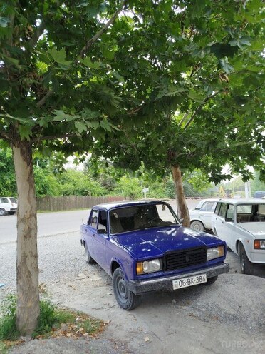 LADA (VAZ) 2107-2