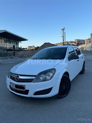 Opel Astra-1