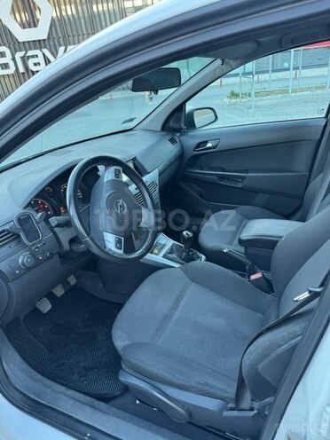 Opel Astra-8