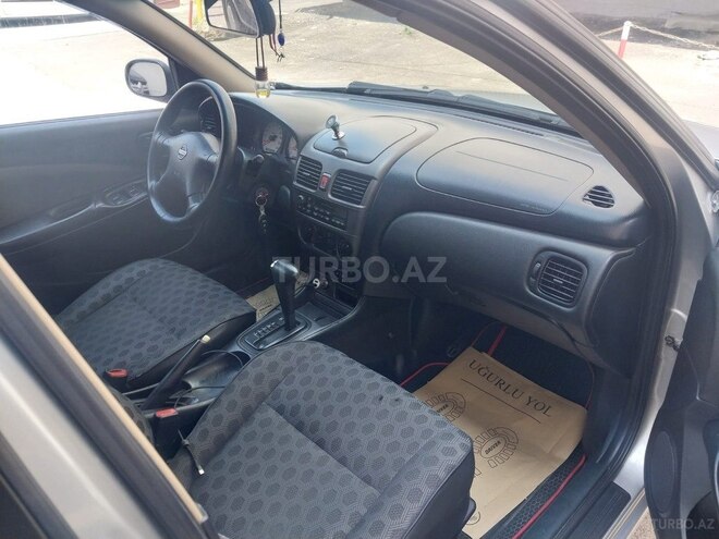 Nissan Sunny-10