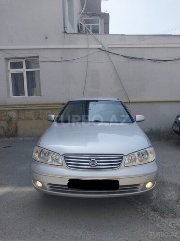 Nissan Sunny-1