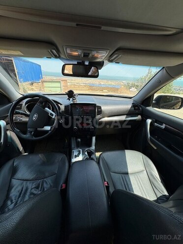 Kia Sorento-4