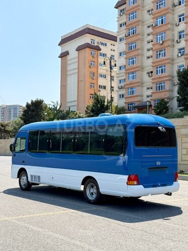 Hyundai County-5