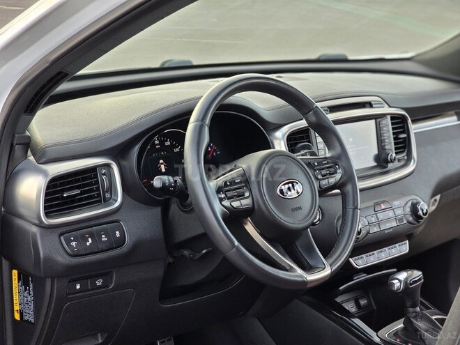 Kia Sorento-6
