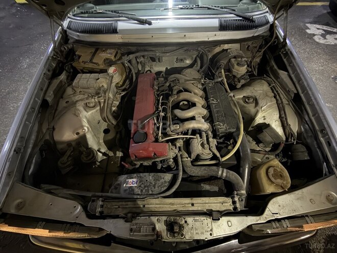 Mercedes W123-9