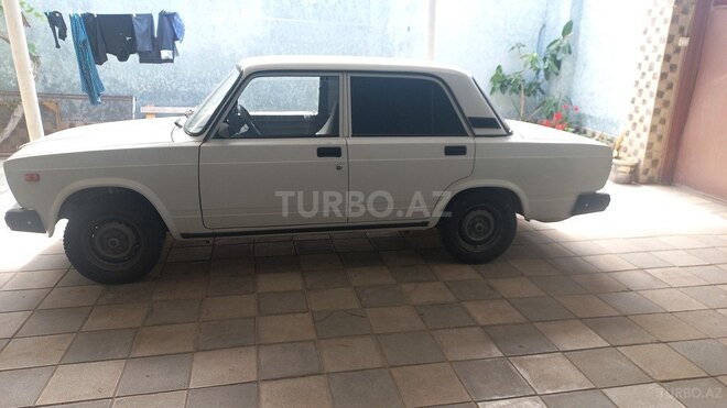 LADA (VAZ) 2107-6