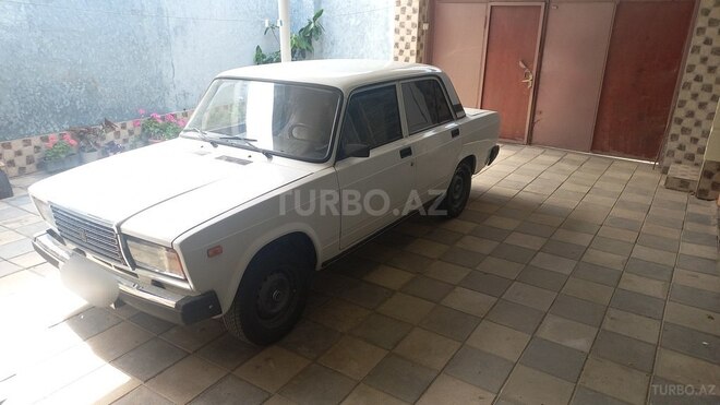 LADA (VAZ) 2107-5