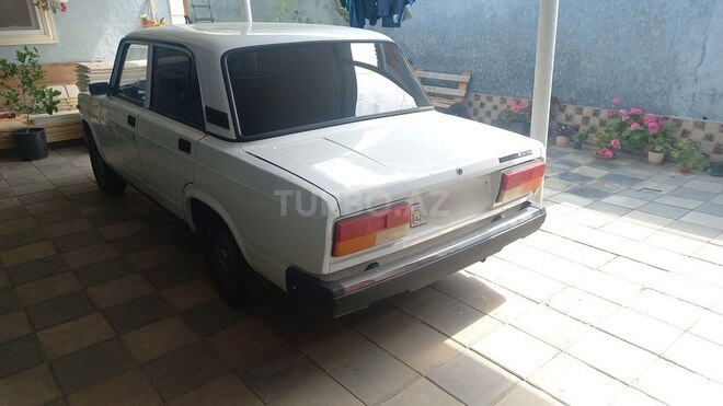 LADA (VAZ) 2107-4