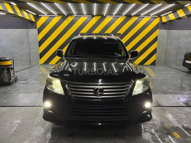 Lexus LX 570-1