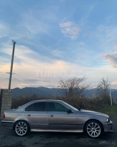 BMW 528-3