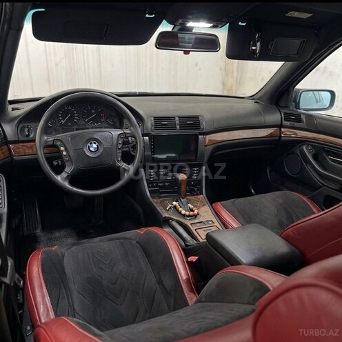 BMW 528-5