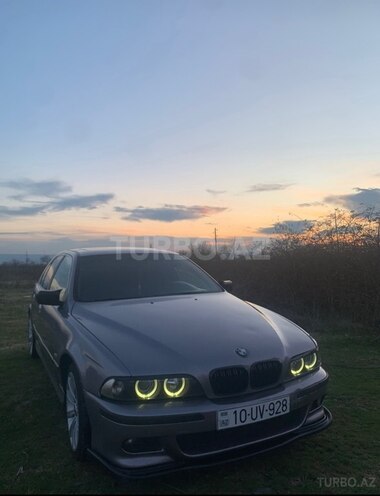 BMW 528-2