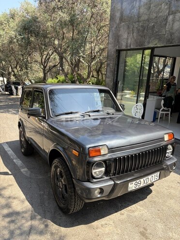 LADA (VAZ) Niva-11