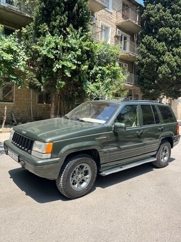 Jeep Grand Cherokee-2