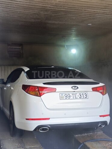 Kia Optima-2