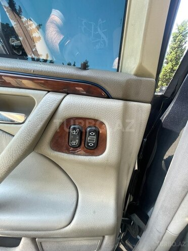 Mercedes E 220-13