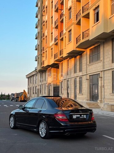Mercedes C 300-11