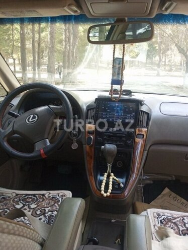 Lexus RX 300-8