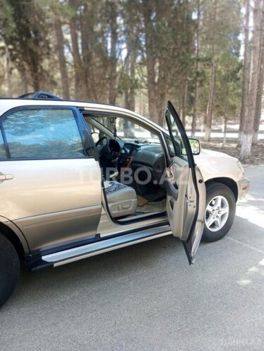 Lexus RX 300-4