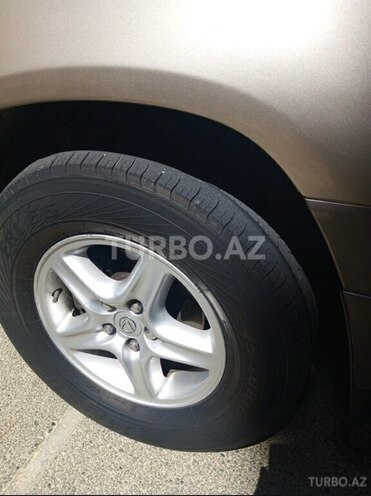 Lexus RX 300-7