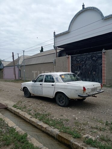 GAZ 24 "Volga"-4