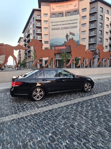 Mercedes E 220-5