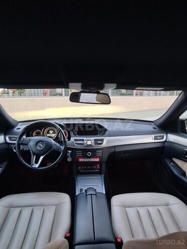 Mercedes E 220-9