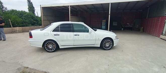 Mercedes C 240-14
