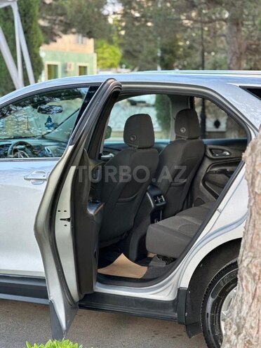 Chevrolet Equinox-4