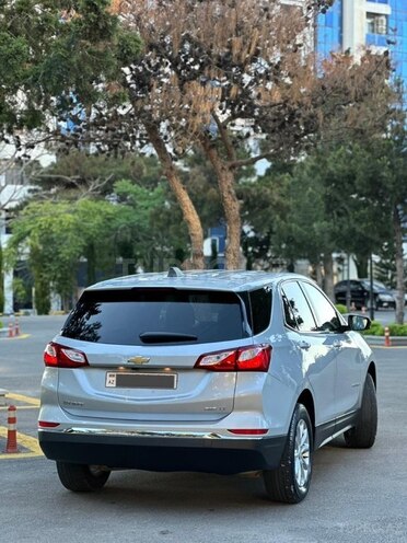 Chevrolet Equinox-7