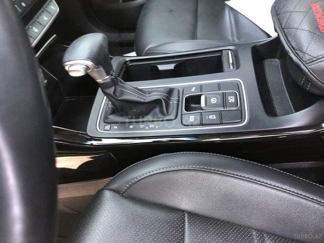 Kia Sorento-8