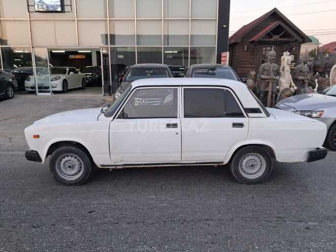 LADA (VAZ) 2107-2