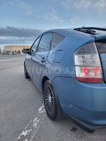 Toyota Prius-3